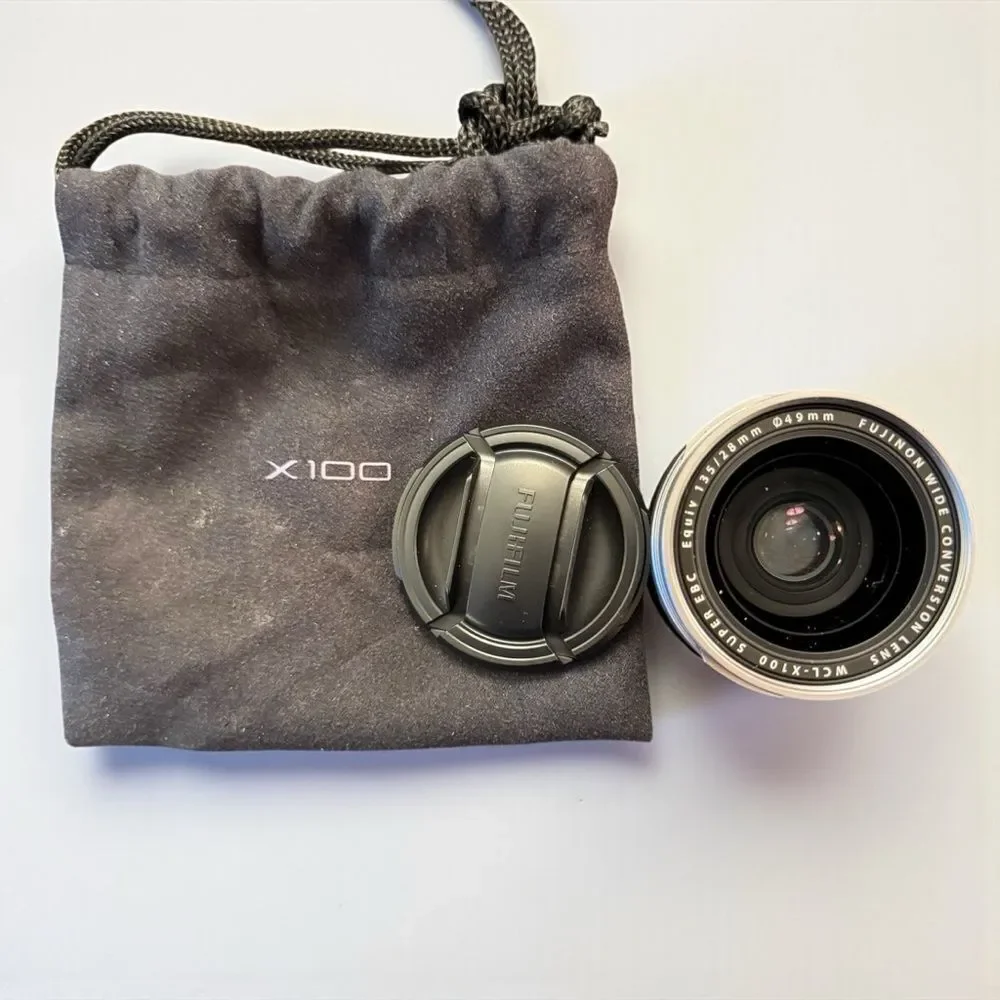 Fujifilm X100T 16 MP Digital Camera and Accessories - Picture 10 of 15